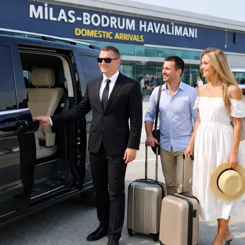 Bodrum Havalimanı’ndan otele konforlu ve güvenli transfer nasıl sağlanır? Profesyonel otel transfer rehberini keşfedin.